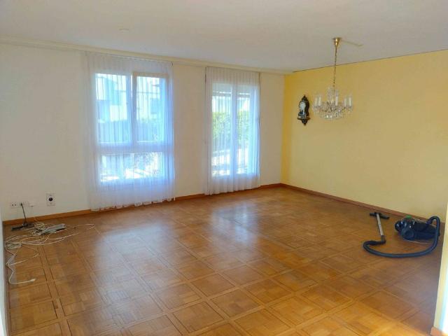 4.5 Zimmer, 108 m², EG