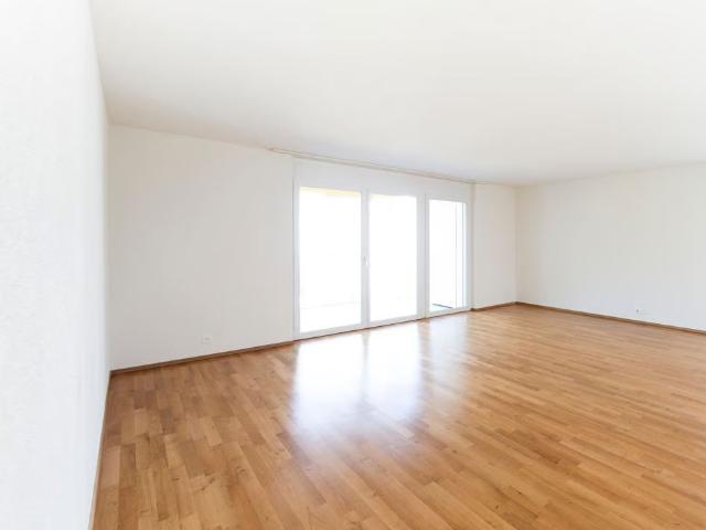 4.5 Zimmer, 108 m², 2. Stock