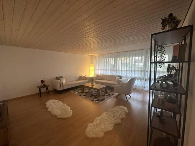4.5 Zimmer, 110 m², EG