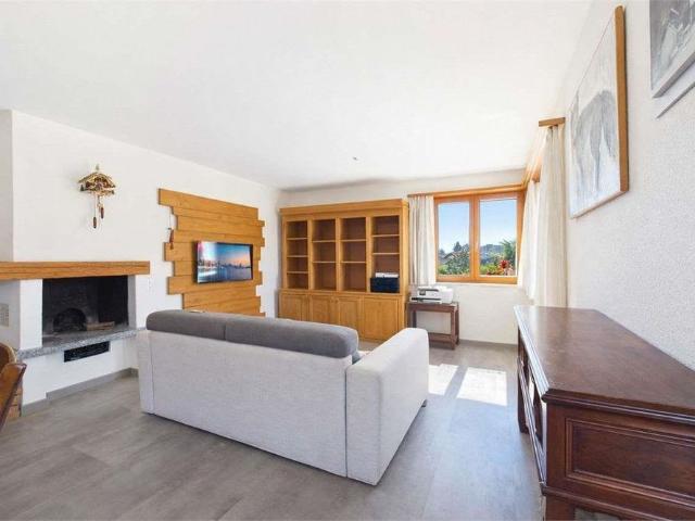 4.5 Zimmer, 110 m², 1. Stock