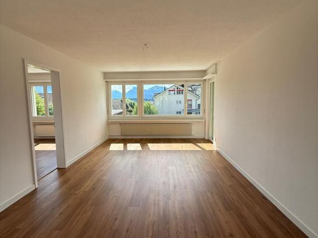 4.5 Zimmer, 110 m², 1. Stock