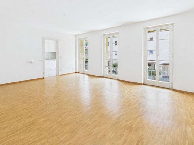 4.5 Zimmer, 110 m², 1. Stock