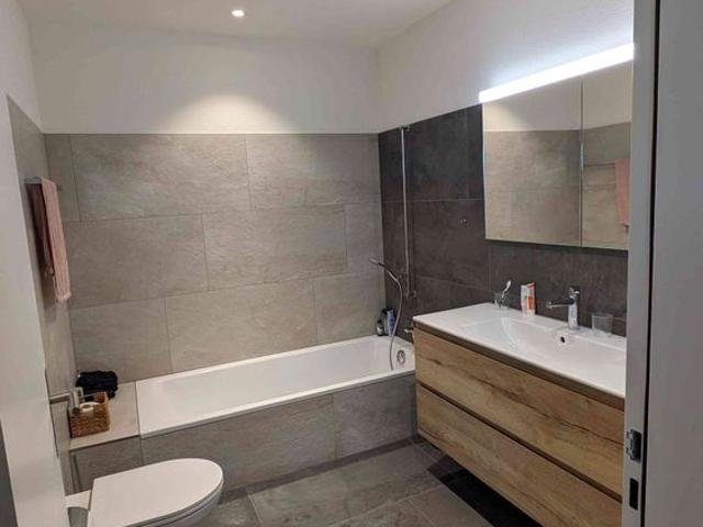 4.5 Zimmer, 110 m², 1. Stock
