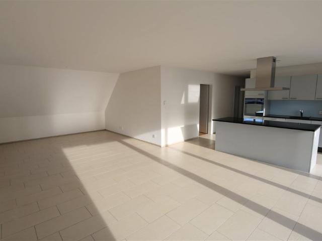 4.5 Zimmer, 110 m², 2. Stock