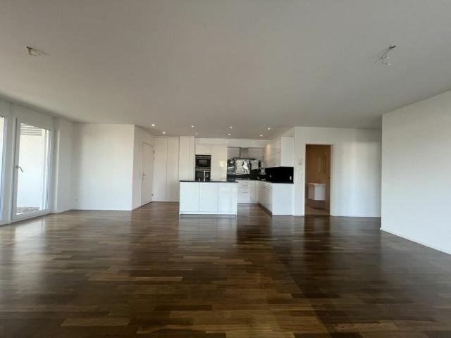 4.5 Zimmer, 112 m², 2. Stock