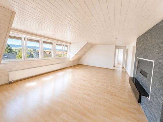4.5 Zimmer, 112 m², 2. Stock