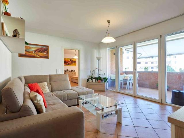 4.5 Zimmer, 117 m², 1. Stock