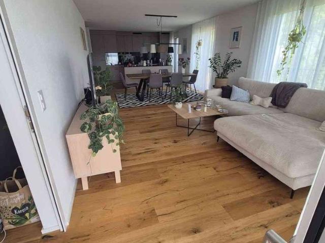 4.5 Zimmer, 117 m², 1. Stock