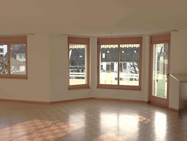 4.5 Zimmer, 117 m², 2. Stock
