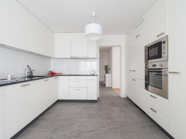 4.5 Zimmer, 114 m², 2. Stock