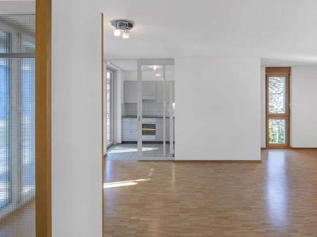 4.5 Zimmer, 115 m², 1. Stock