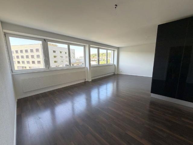 4.5 Zimmer, 115 m², 2. Stock