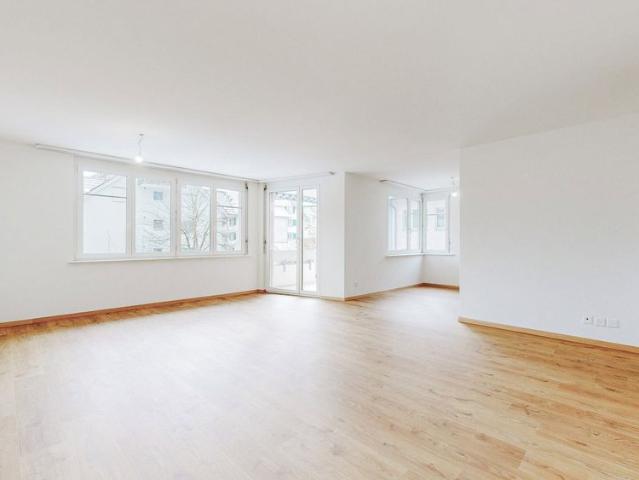 4.5 Zimmer, 115 m², 2. Stock