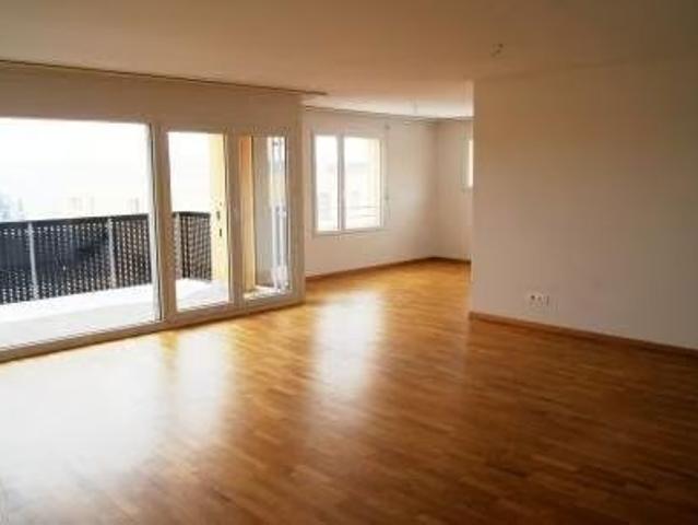 4.5 Zimmer, 116 m², 2. Stock