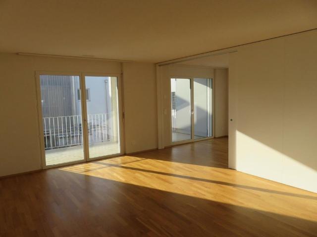 4.5 Zimmer, 118 m², 1. Stock