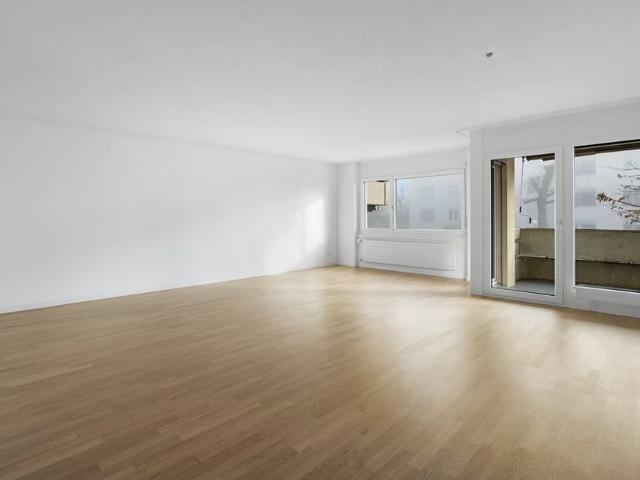4.5 Zimmer, 118 m², 2. Stock