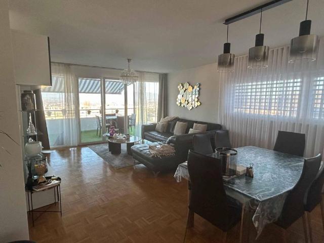 4.5 Zimmer, 123 m², 2. Stock