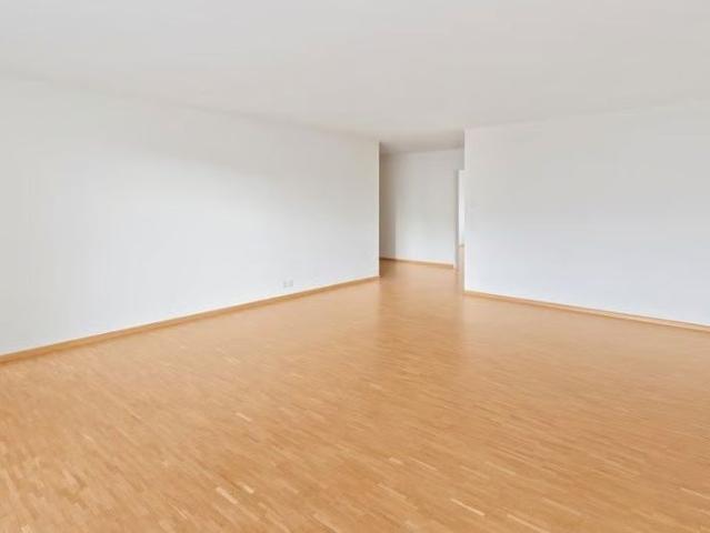 4.5 Zimmer, 120 m², EG
