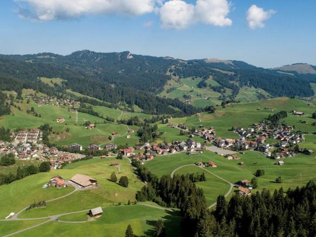 4.5 Zimmer, 120 m², EG