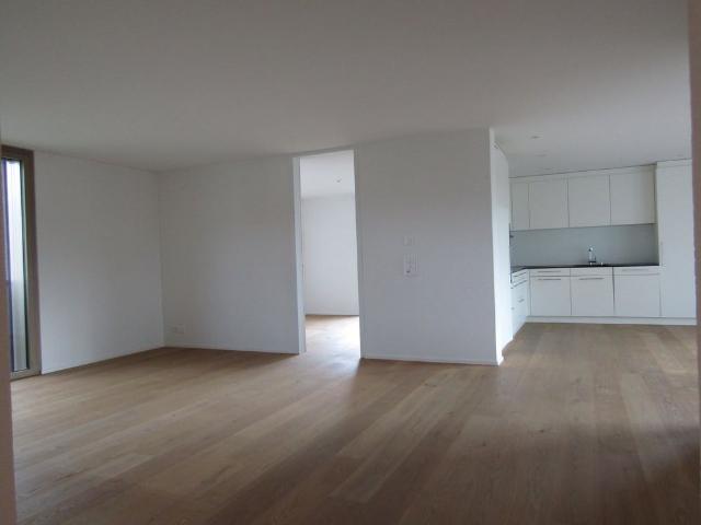 4.5 Zimmer, 120 m², 1. Stock