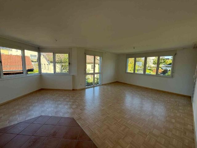 4.5 Zimmer, 120 m², 1. Stock