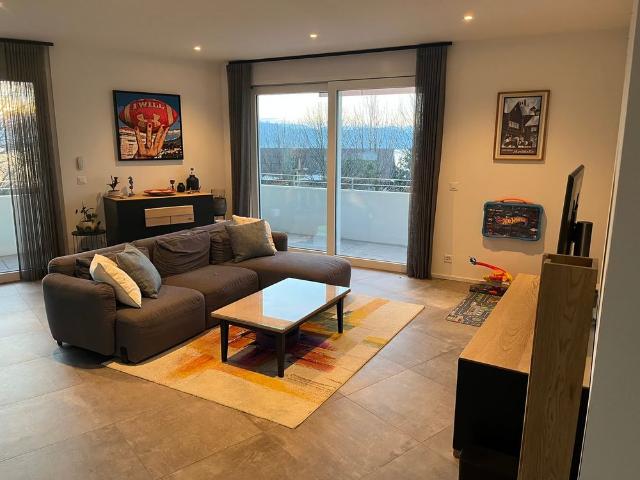 4.5 Zimmer, 120 m², 1. Stock