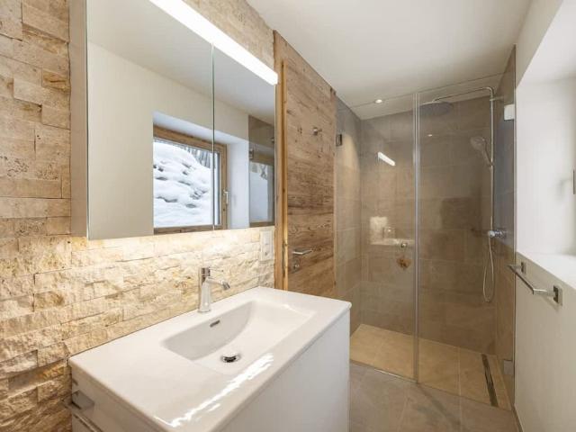 4.5 Zimmer, 120 m², 1. Stock