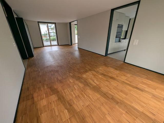 4.5 Zimmer, 120 m², 2. Stock