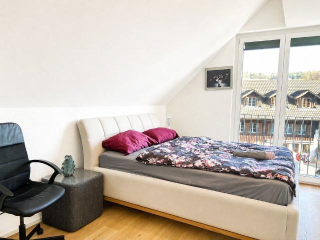 4.5 Zimmer, 120 m², 2. Stock