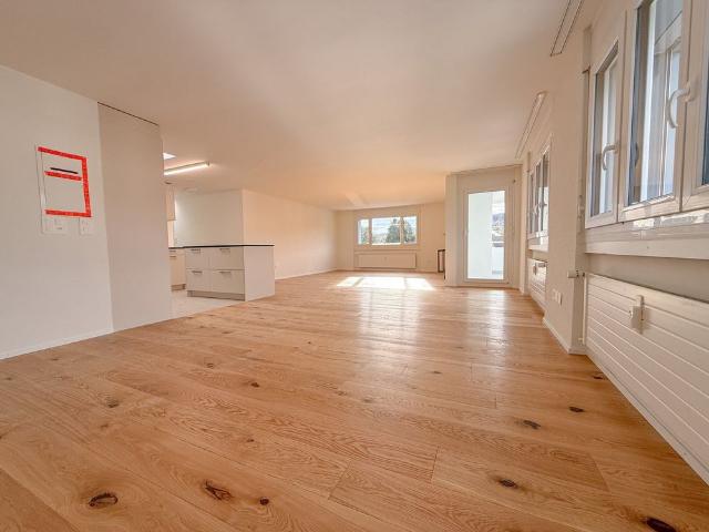 4.5 Zimmer, 120 m², 4. Stock