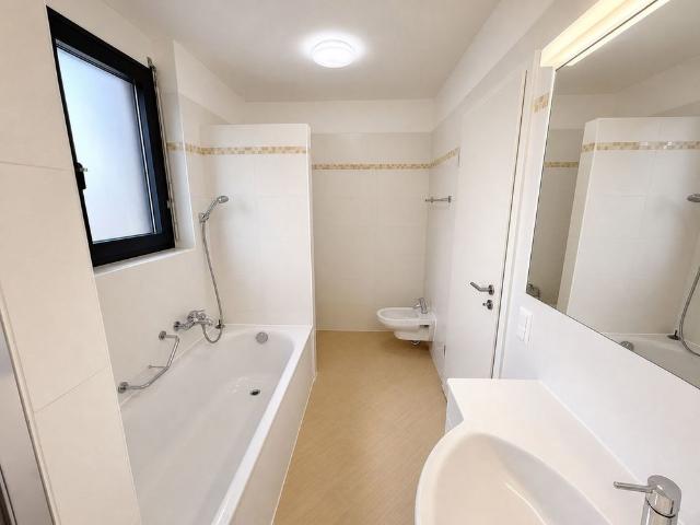 4.5 Zimmer, 120 m², 6. Stock