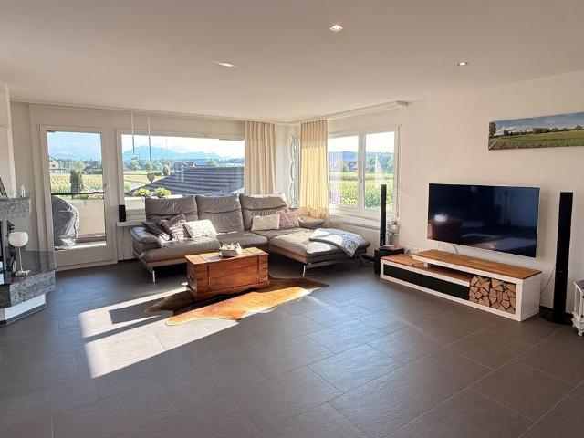 4.5 Zimmer, 122 m², 1. Stock