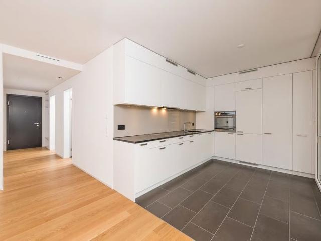 4.5 Zimmer, 122 m², 2. Stock