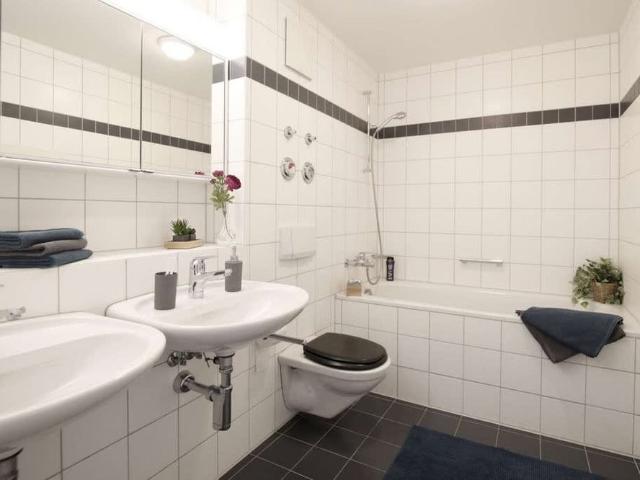 4.5 Zimmer, 127 m², 2. Stock