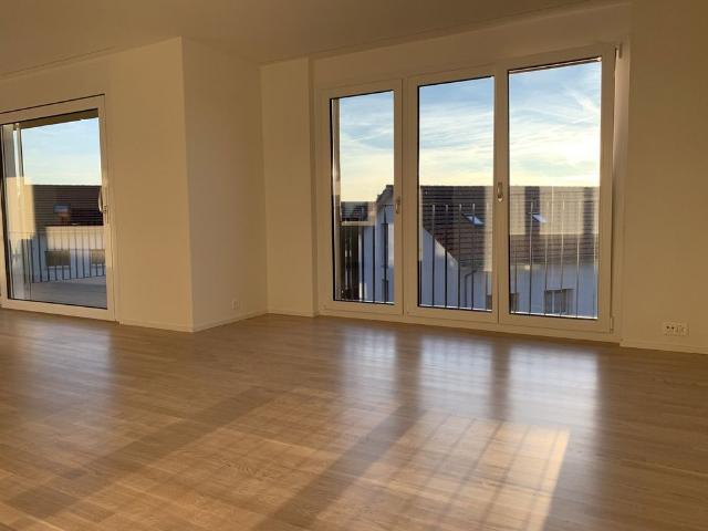 4.5 Zimmer, 124 m², 2. Stock