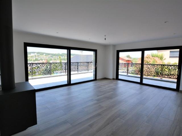 4.5 Zimmer, 125 m², 1. Stock