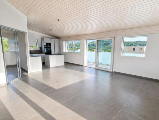 4.5 Zimmer, 125 m², 2. Stock