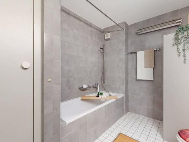 4.5 Zimmer, 125 m², 2. Stock