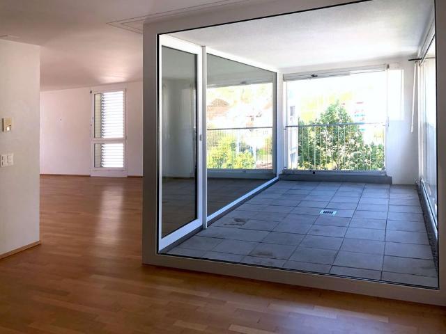 4.5 Zimmer, 125 m², 2. Stock