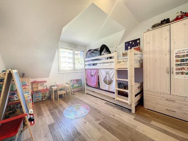 4.5 Zimmer, 125 m², 3. Stock