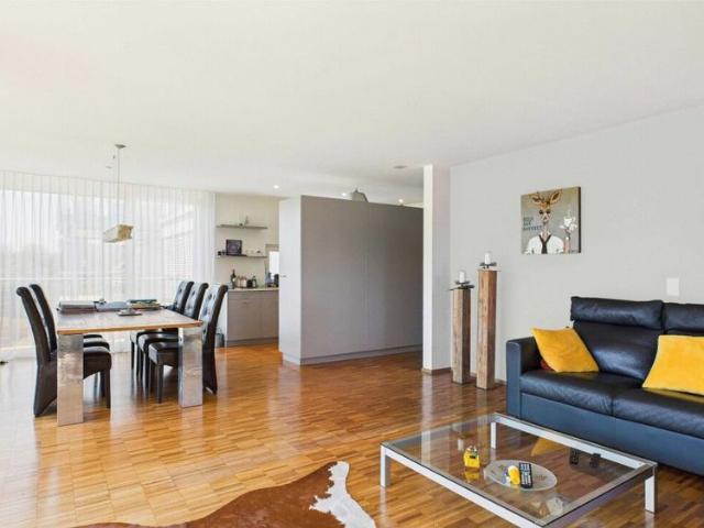 4.5 Zimmer, 128 m², 1. Stock