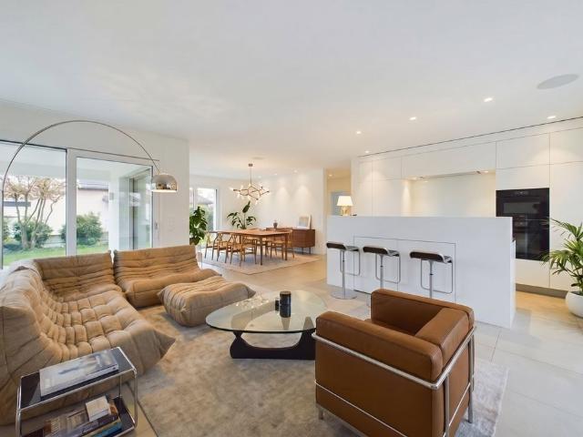 4.5 Zimmer, 133 m², 1. Stock