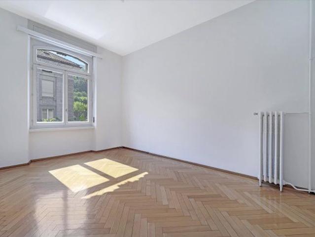 4.5 Zimmer, 133 m², 1. Stock