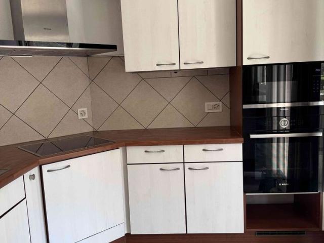 4.5 Zimmer, 130 m², 1. Stock
