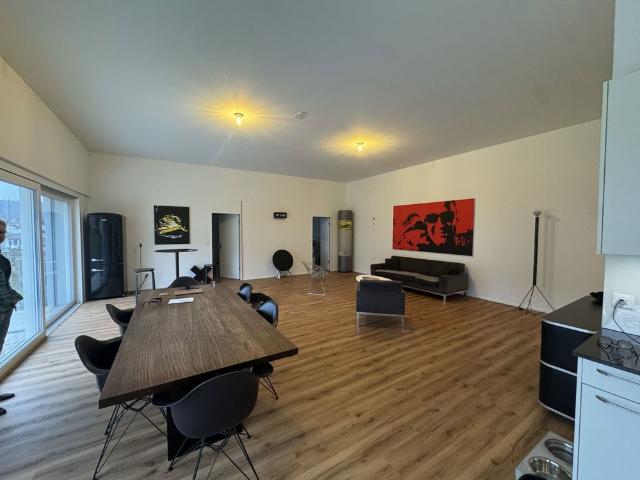 4.5 Zimmer, 130 m², 1. Stock