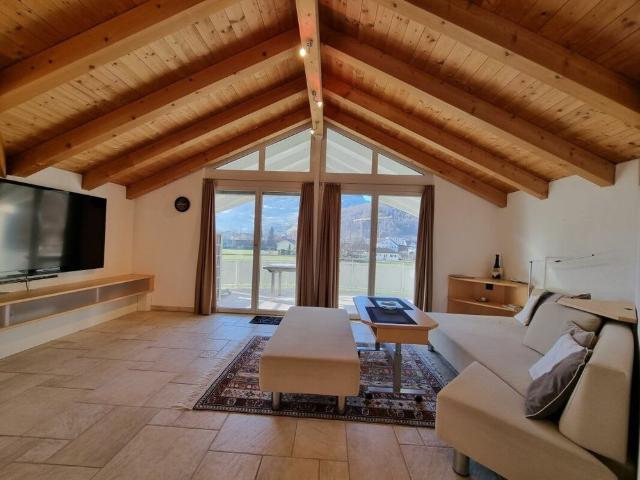 4.5 Zimmer, 130 m², 2. Stock
