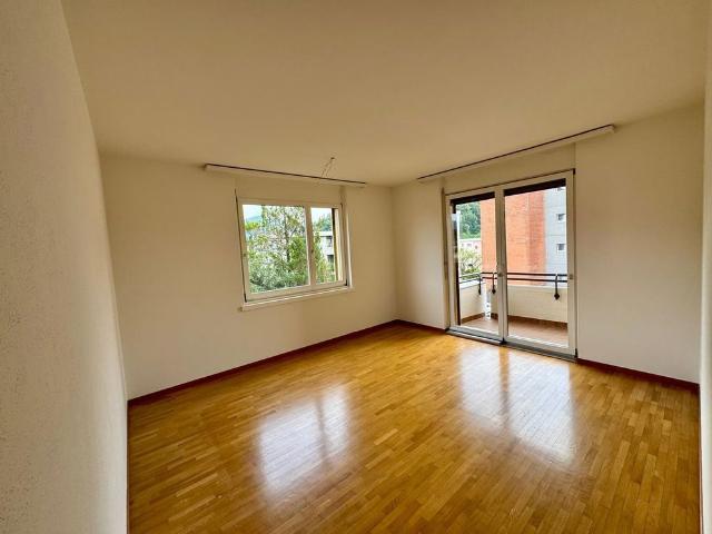 4.5 Zimmer, 130 m², 2. Stock