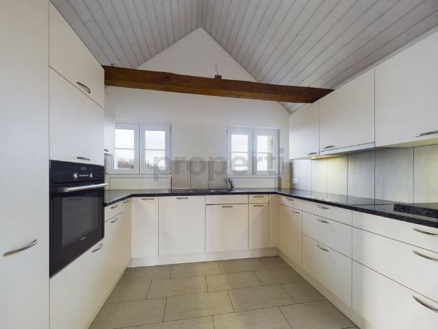 4.5 Zimmer, 131 m², 2. Stock