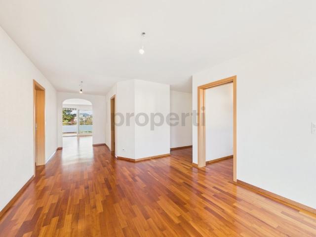 4.5 Zimmer, 131 m², 2. Stock