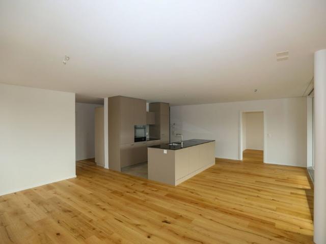 4.5 Zimmer, 132 m², 1. Stock